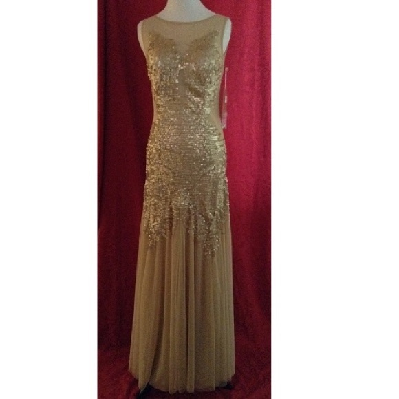 New Gown evening prom long sequence dress. - Picture 4 of 5